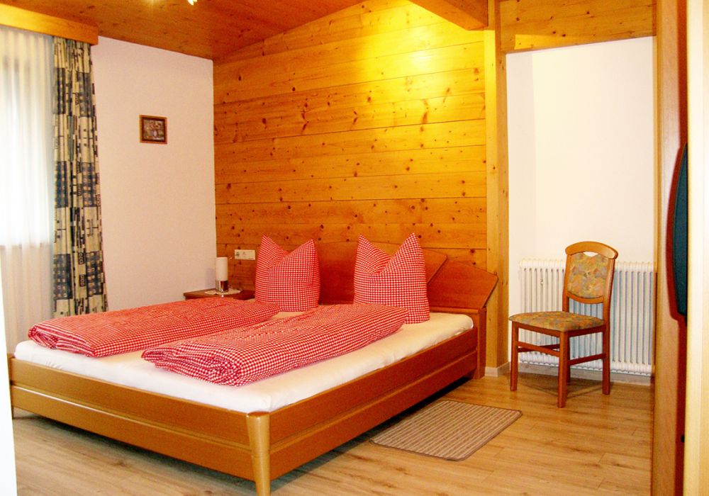 Ferienwohnung 2-6 Personen (3).JPG
