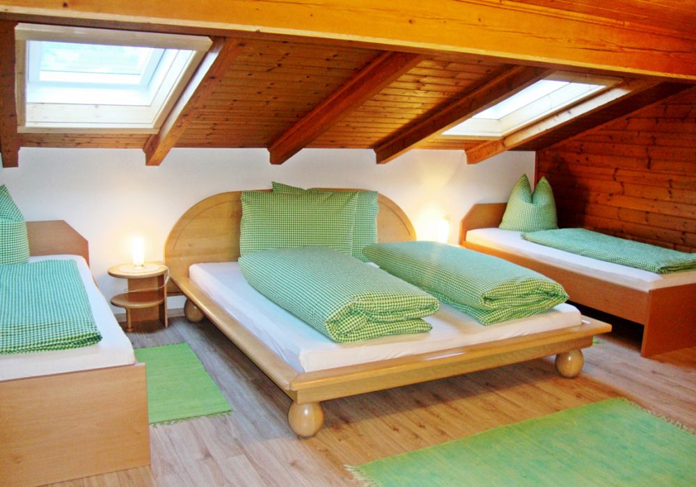 Ferienwohnung 4-10 Personen (2).JPG