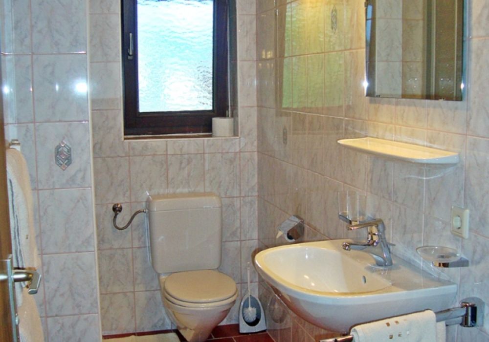 Ferienwohnung 2-6 Personen (5).JPG
